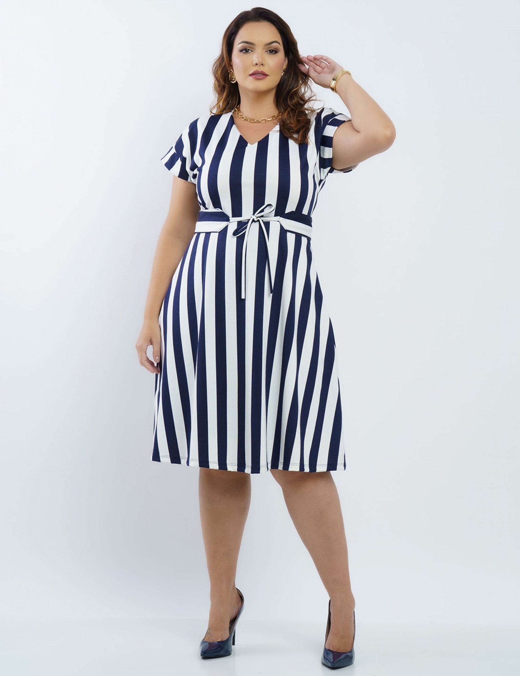 Vestido Curto Pontoroma Listrado Com Cinto