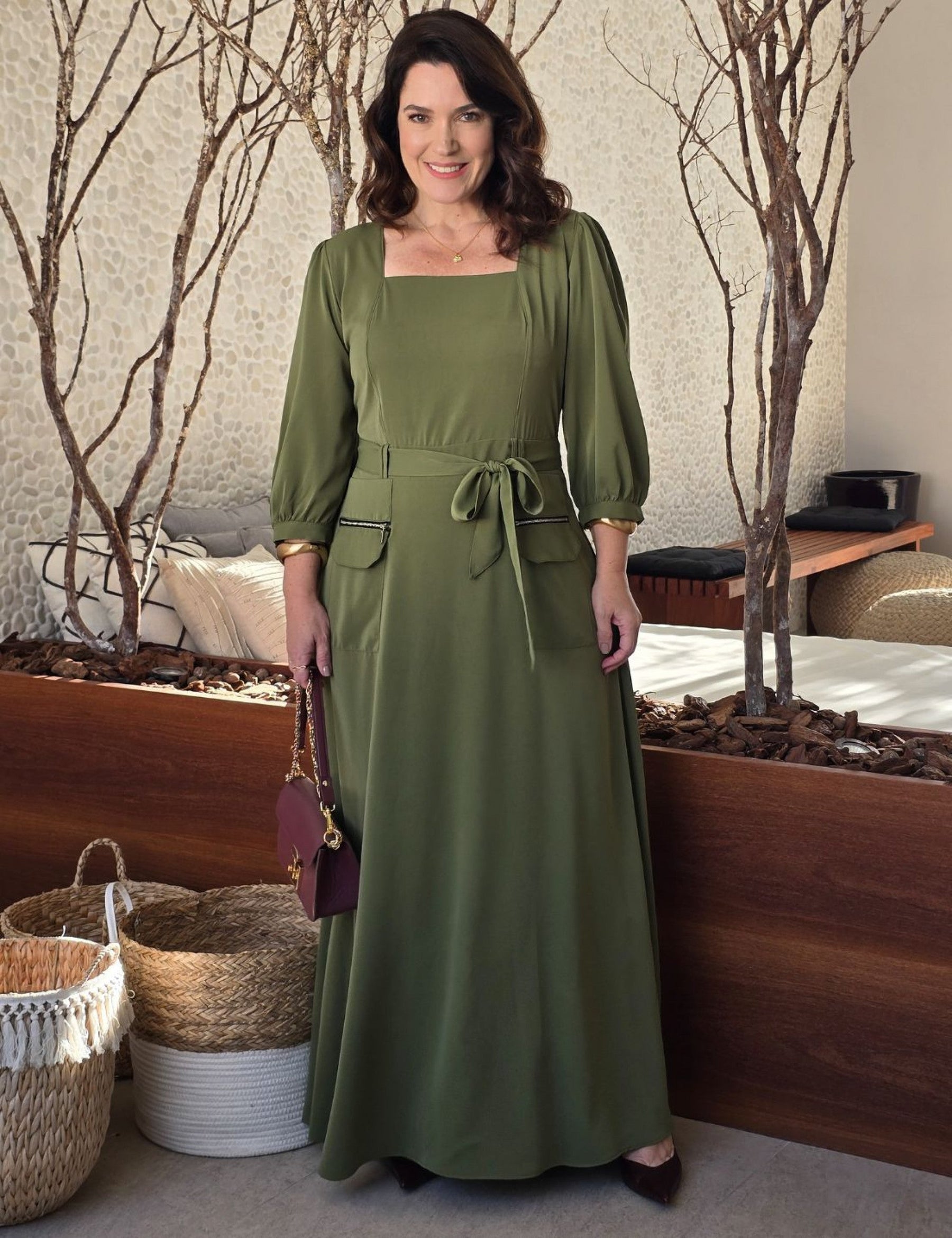 Vestido Longo Crepe Zíper Bolso