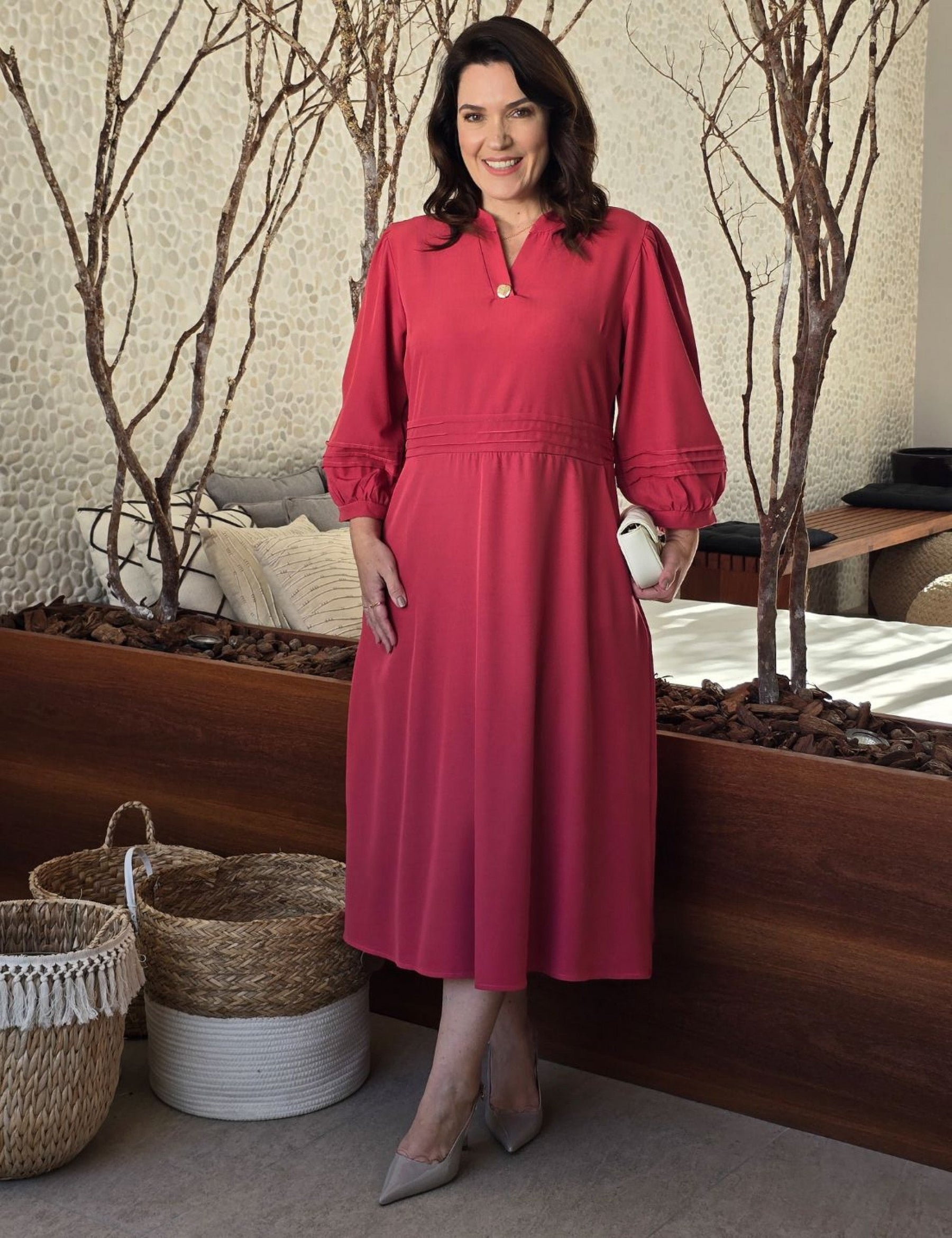 Vestido Midi Crepe Encorpado Com Nervuras